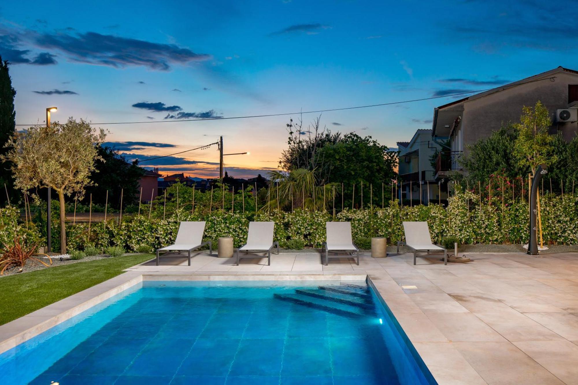 Apartment Mara M 1 Heated Pool *